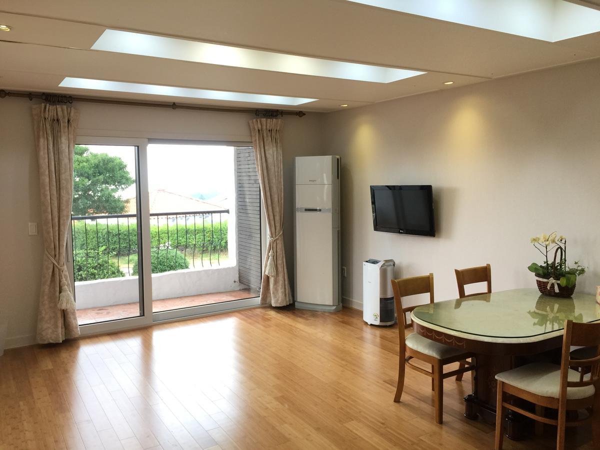 Araaura Pension 제주 외부 사진